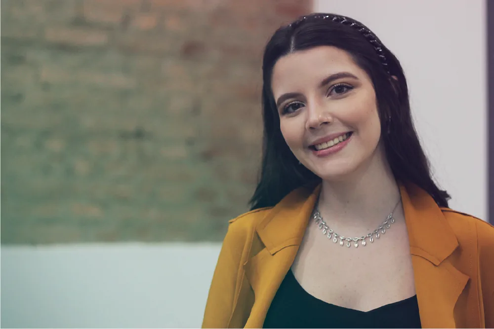LUANA LOPES ESCOLAR